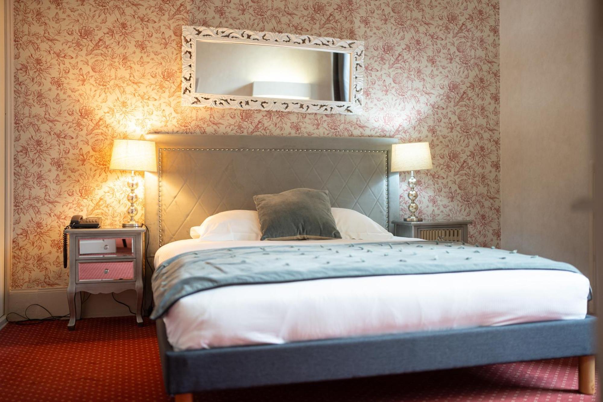Grand Montespan Talleyrand 4* Bourbon-lʼArchambault