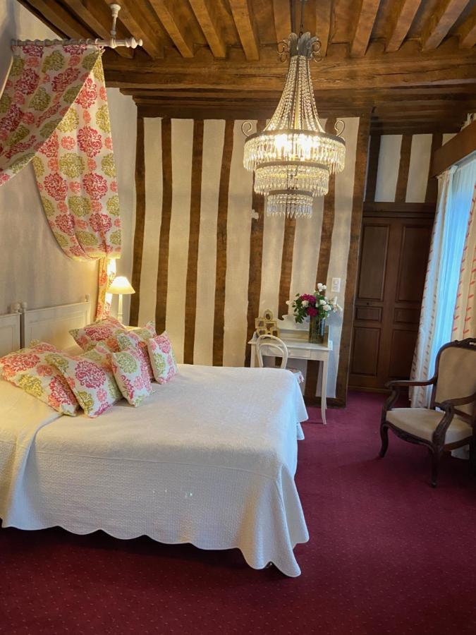 Grand Montespan Talleyrand 4* Bourbon-lʼArchambault